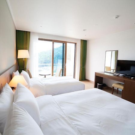 Dongwon Youthhostel Tongyeong Exterior foto